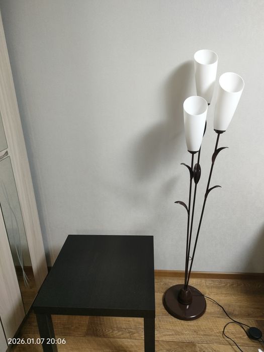 Журнальный столик