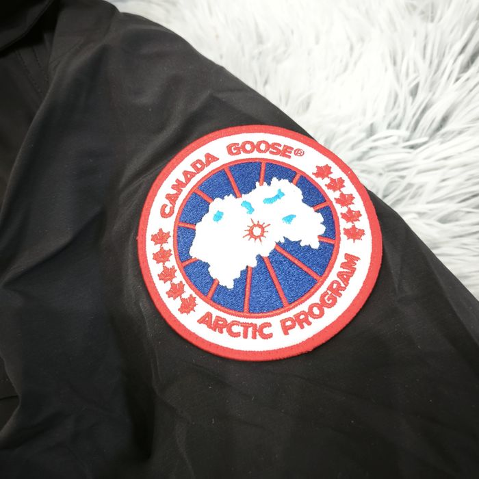CANADA GOOSE x OVO унисекс зимно яке размер XL НОВО