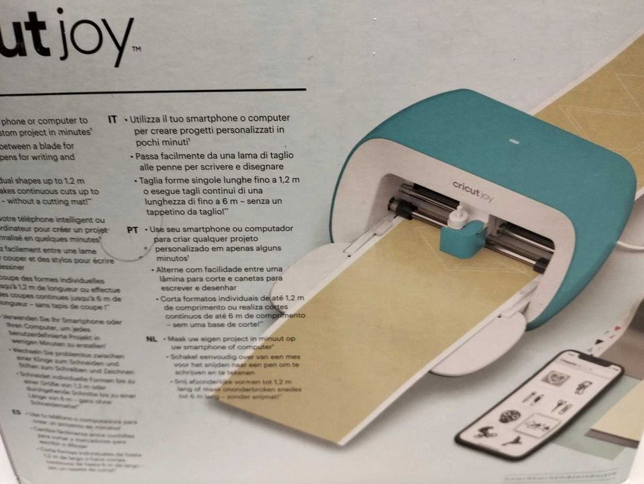 Режещ плотер Cricut Joy Нов с аксесоари