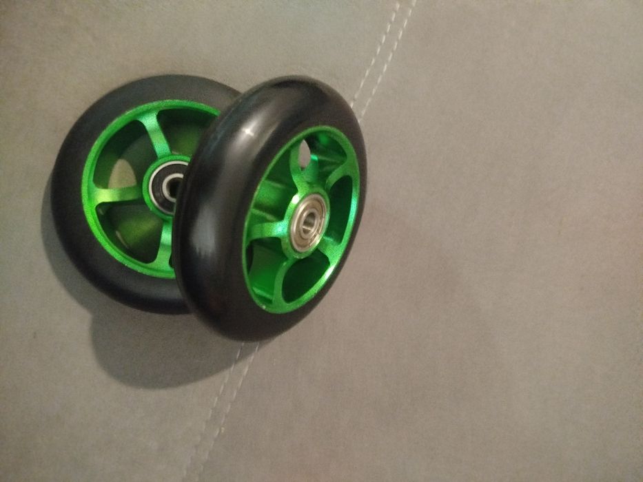 Продам колёсики просто так не пишите