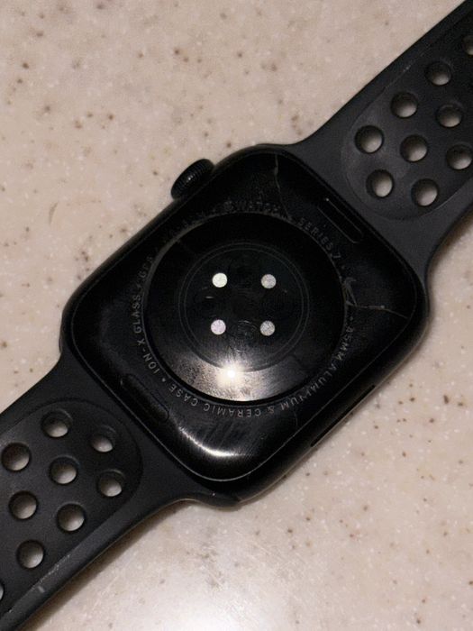 Apple watch series 7 nike