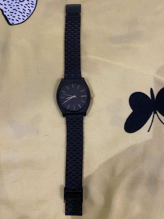 Vand/schimb ceas Nixon impecabil