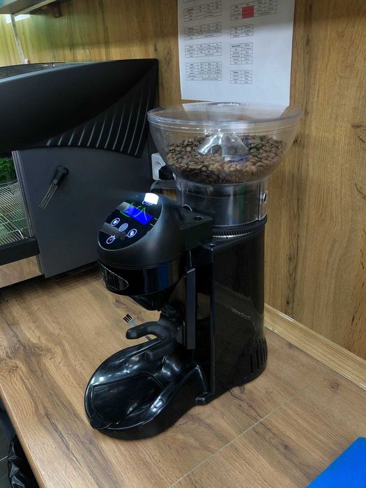 Кофемашина Robustezza ST2M compact (Высокая группа) + Кофемолка