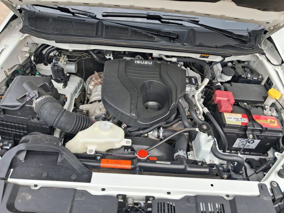 Isuzu D max 1.9 D euró 6 din 2021 (nu hilux l200)