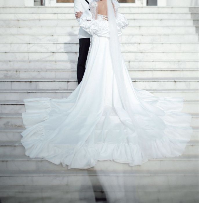 Vând rochie de mireasă