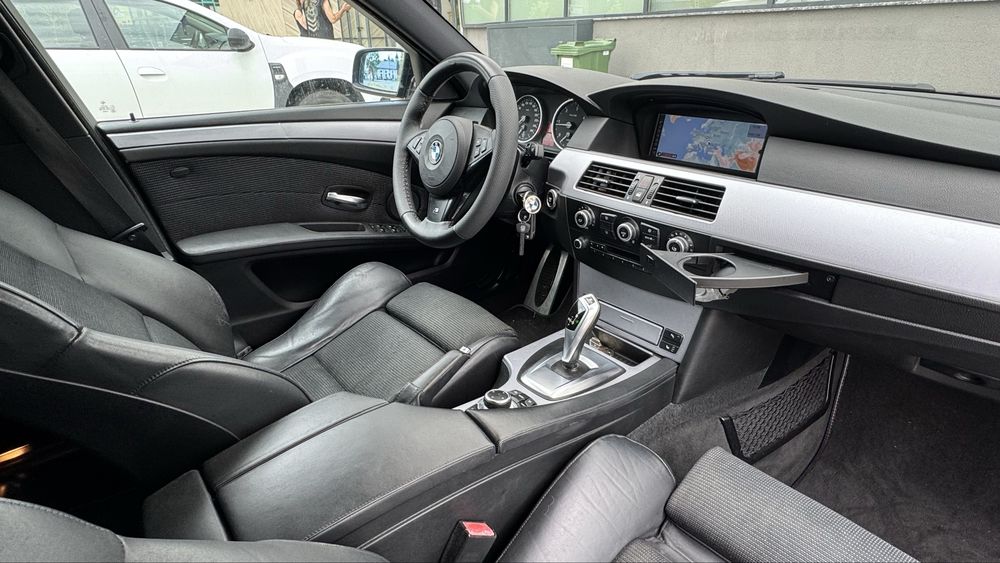 Bmw 520d LCI M Pachet Fabrica - Automat
