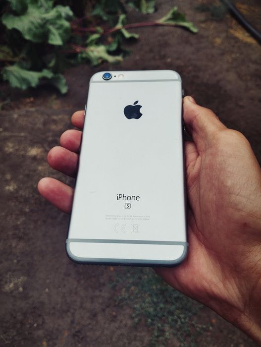 Продам iPhone 6s 64GB