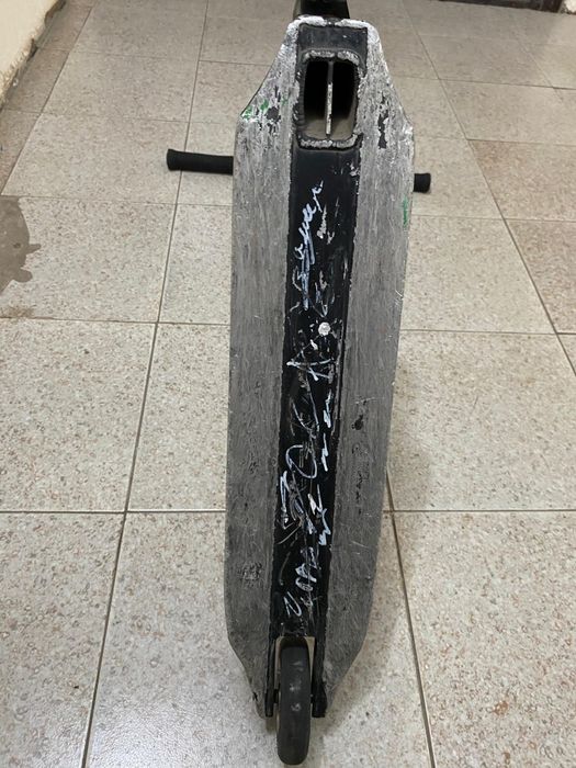 Продается кастомный трюковой самокат