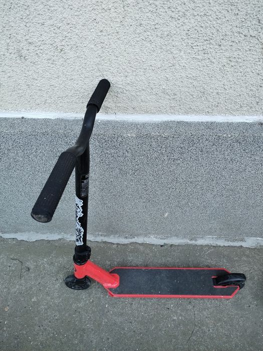 Trotinetă freestyle One roșu, nivel începător
