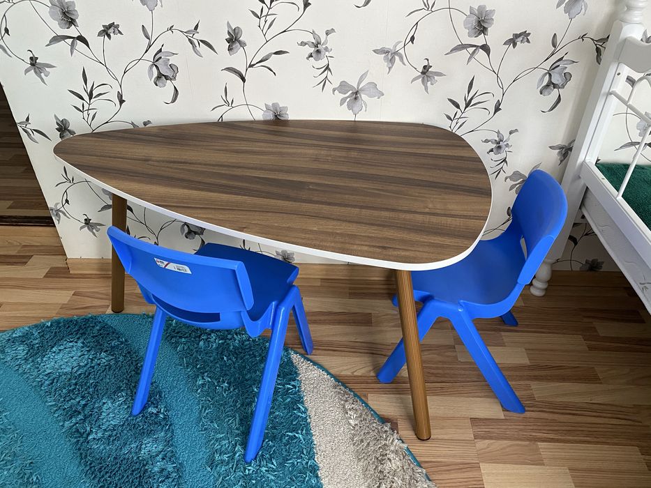 Детский стол в отличном состоянии