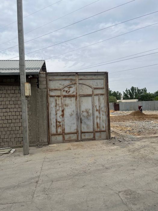 Ворота дарвоза в хрошем состоянии