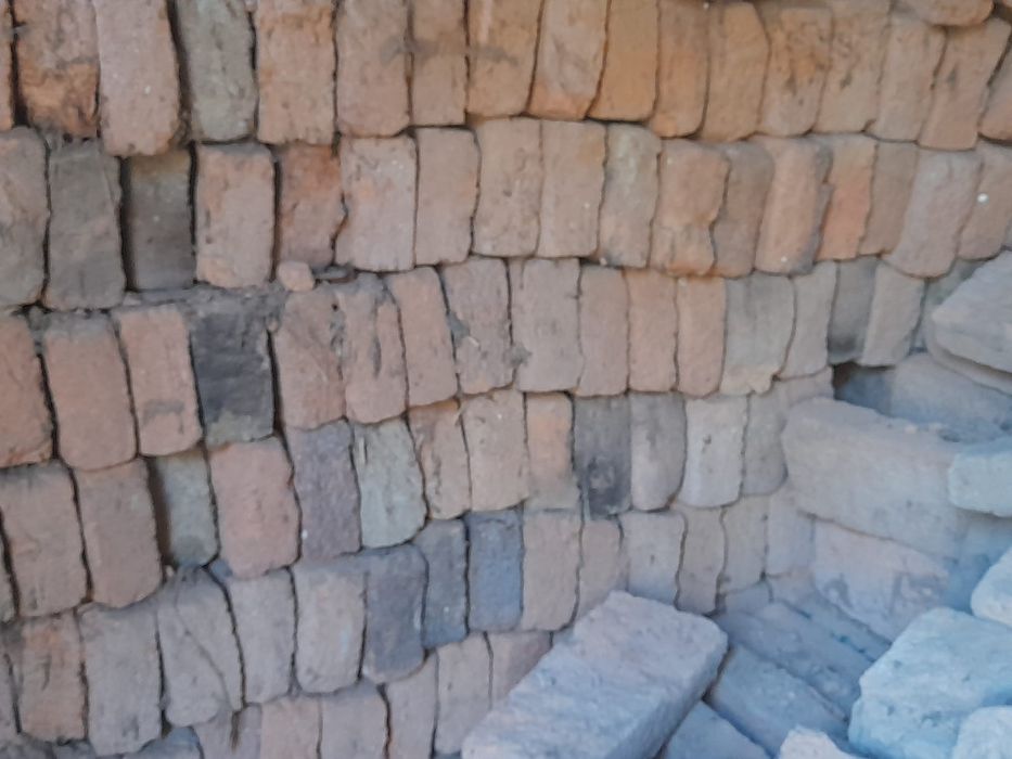 Vând cărămidă nefolosita