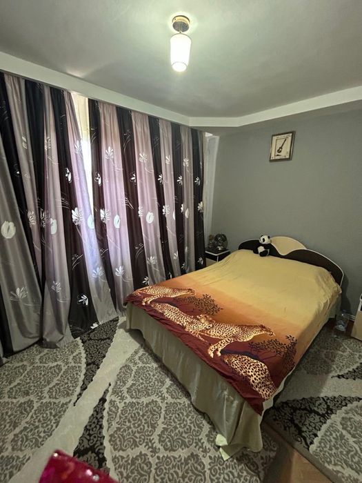 Vand apartament 3 camere