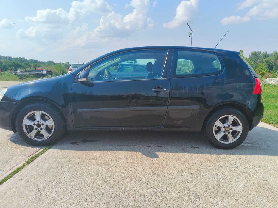 Golf 5 1.9 TDI - merge ca un tanc, consumă ca un scuter