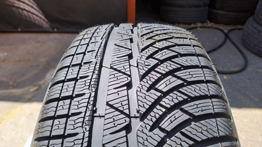 1бр. Нова 225/55/18 Michelin Pilot Alpin