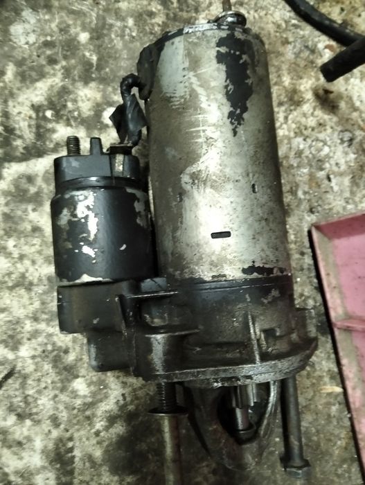 Продам. На Мерседес.м 104