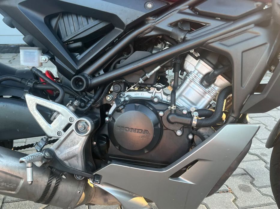 Honda CB125R 2020