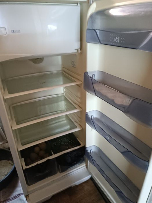 Продается 2 холодильника