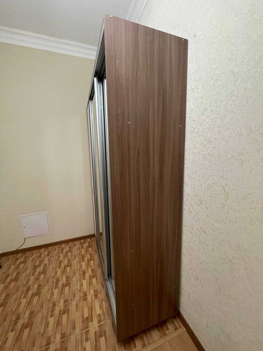 Шкаф купе с маленьким шкафом