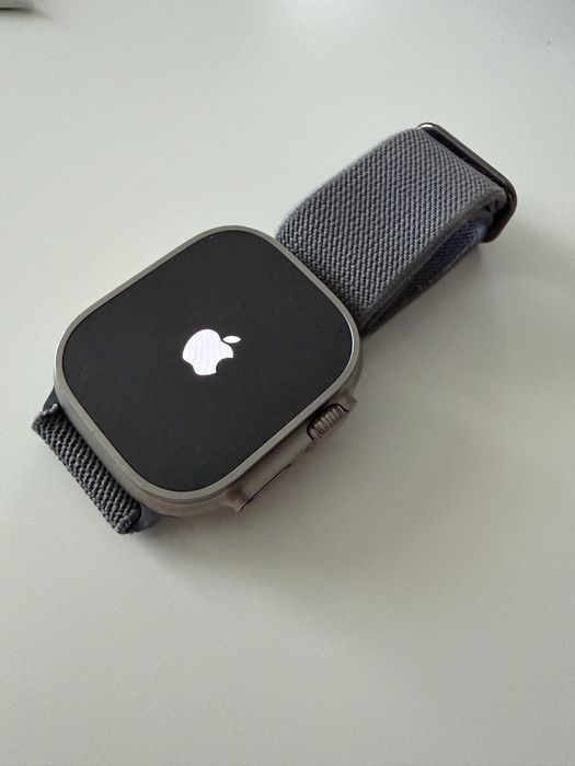Apple Watch Ultra stare foarte buna