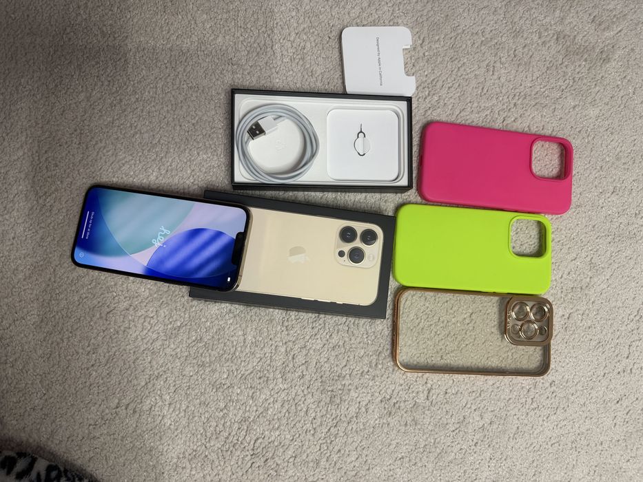 Iphone 13 pro златен