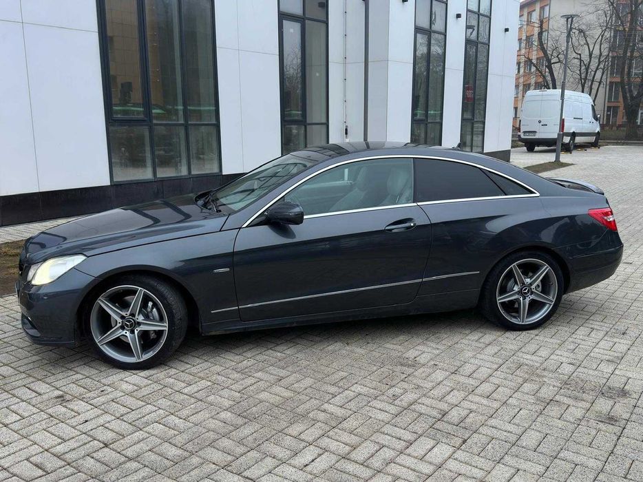 Mercedes E Coupe 350D
