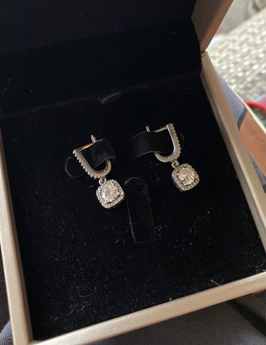Продам Серьги Серебро 925 пробы