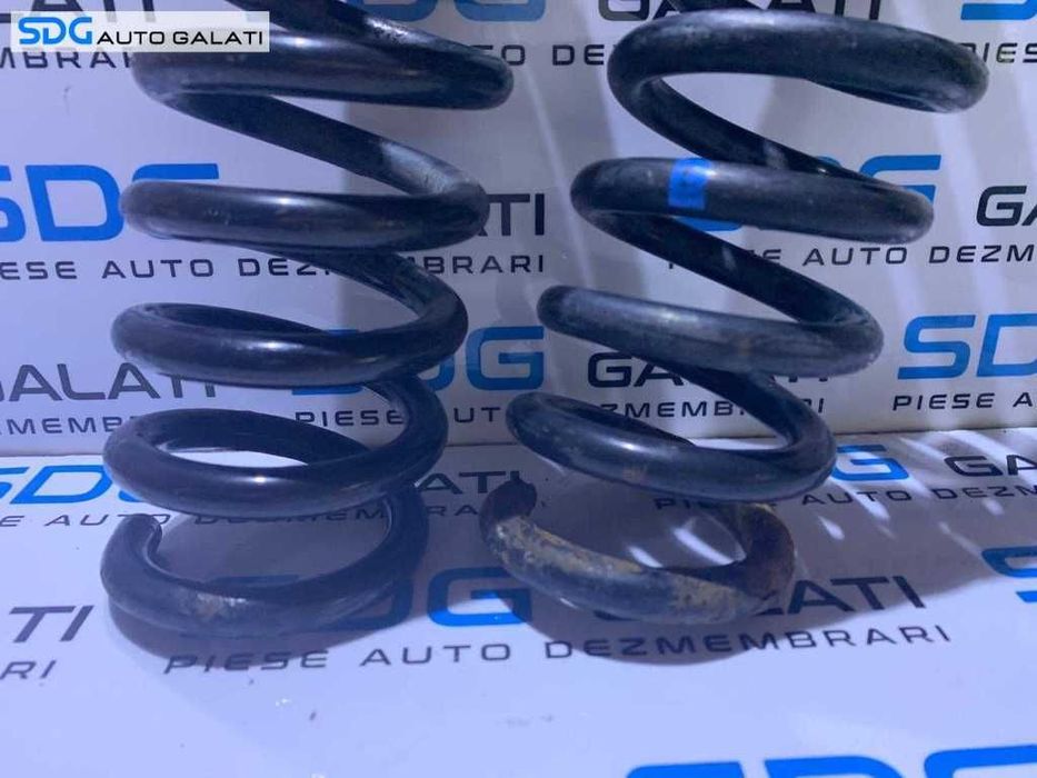 Set Arc Arcuri Spate Stanga Dreapta Mercedes Benz W203 CL203 C200 C180 2000 - 2007