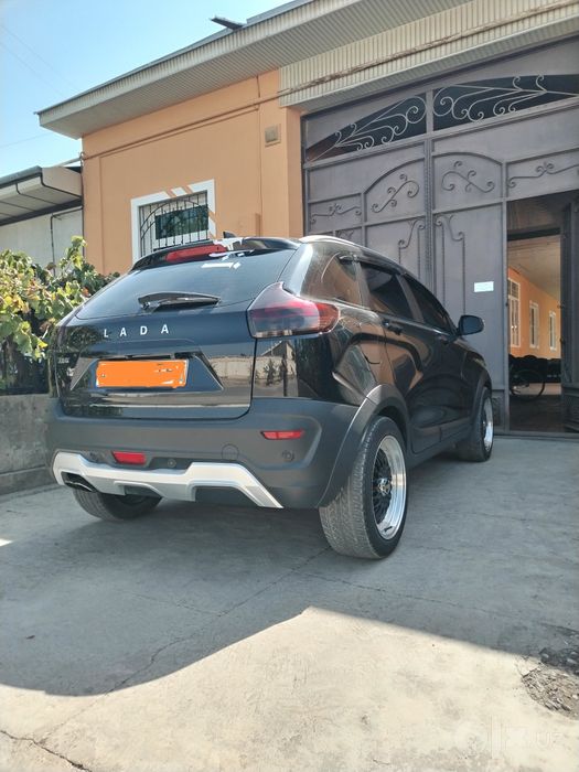 Lada xray cross яхши холатда