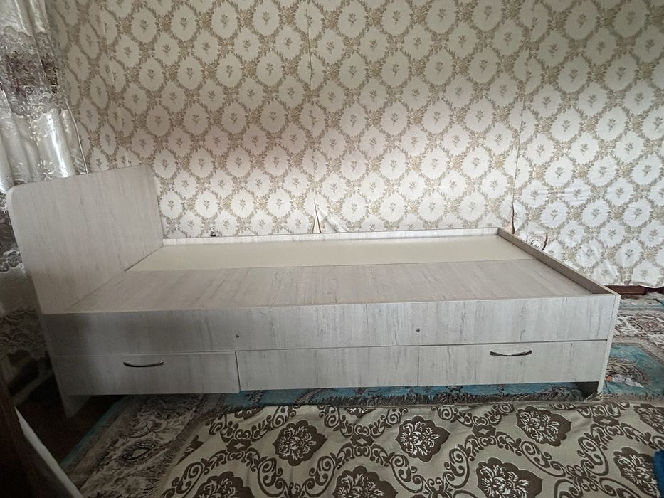 Балалар төсегі.  .