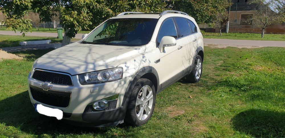 Vând Chevrolet Captiva