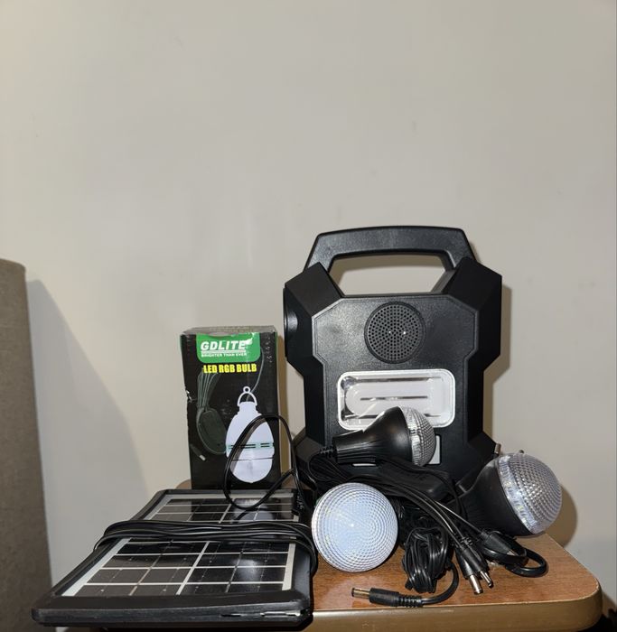 Kit fotovoltaic camping