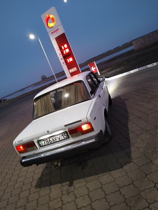 Продам ВАЗ 2107 Карбюратор 2001 год