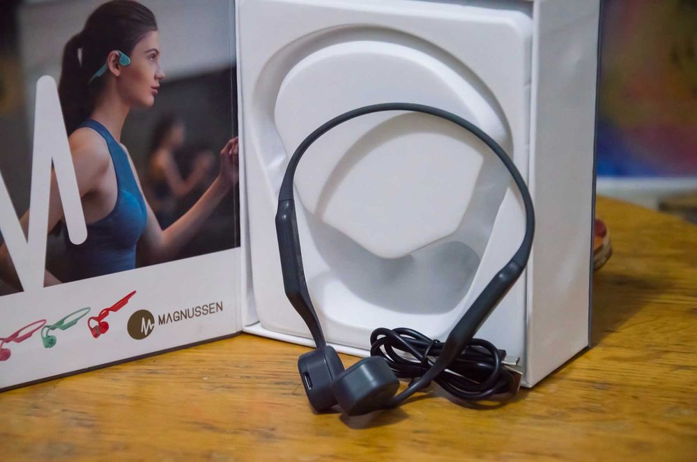 Casti wireless cu conductie osoasa Magnussen