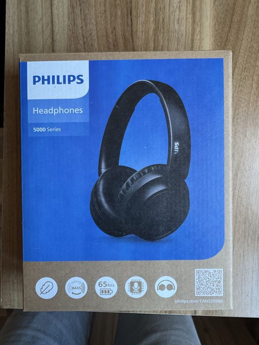 Продавам Bluetooth слушалки Philips 5000 Series (TAH5209)