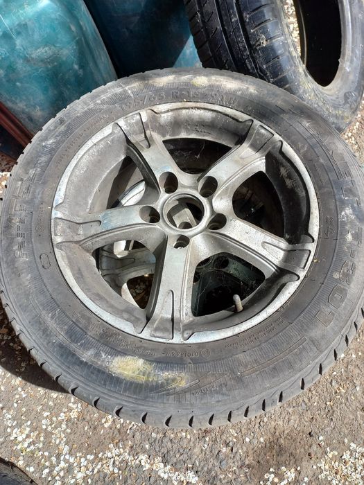 Продам шины колеса с дисками 2 с дисками 1 шина