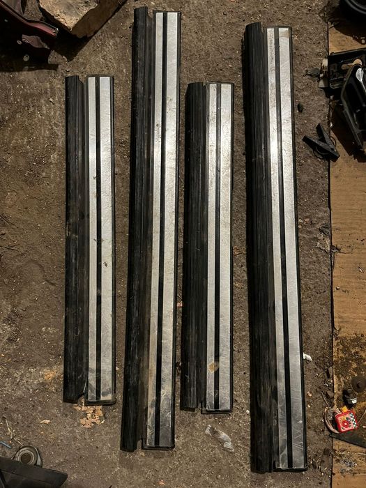 Продаю запчасти 124 мерседес.  Авторазбор