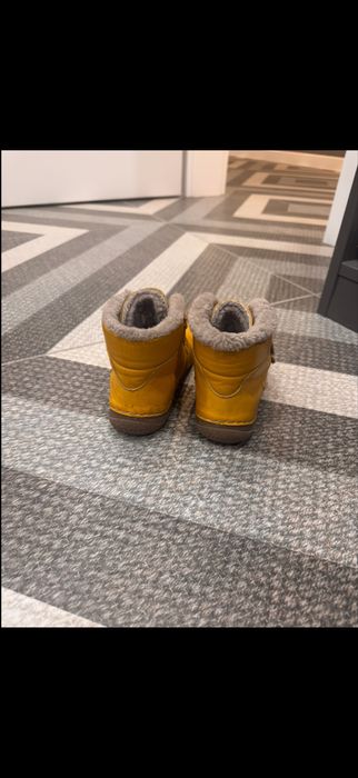 Боси ботуши за студено време