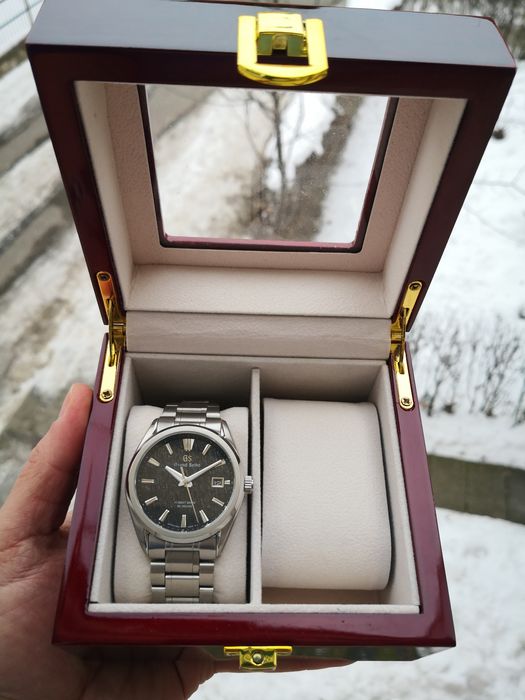Ceas automatic Grand Seiko Mod Night Birch bratara metalica cutie lemn