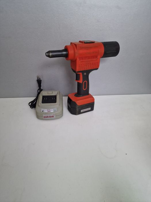 Pistol de tras Pop-nituri 18V