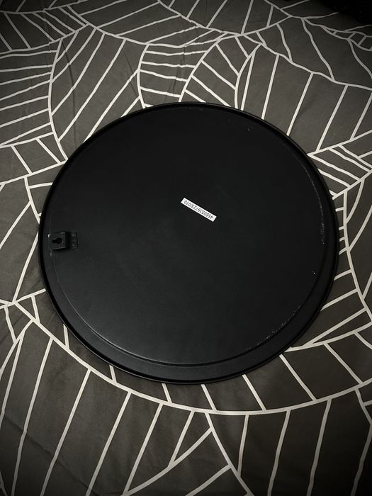 Oglinda noua in stare excelenta!