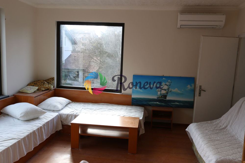 Продава се Многостаен апартамент в Варна, Галата - 195 кв.м за 549 €/кв.м - Снимка #2