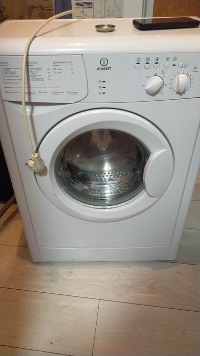 Стиральная машина Indesit