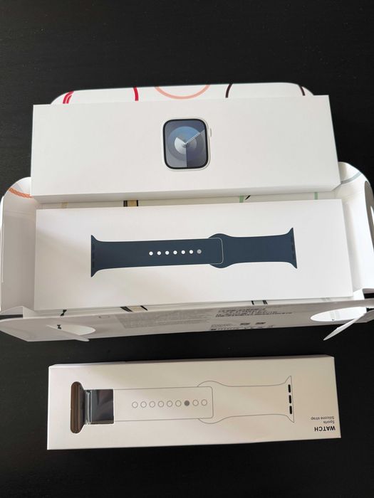 Vand Apple Watch 9 GPS + Cellular