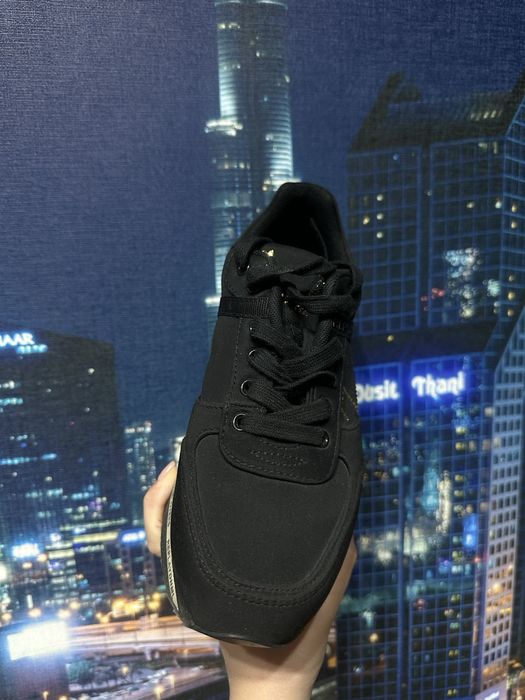 Дамски спорни обувки Puma с леопардов принт и обувки Replay 36