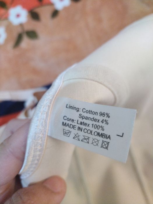 Срочно корсет сотилади