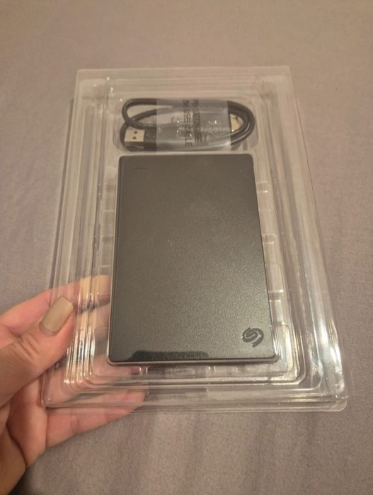 Hard Disk Extern Seagate Portable Drive, 4 TB capacitate, NOU