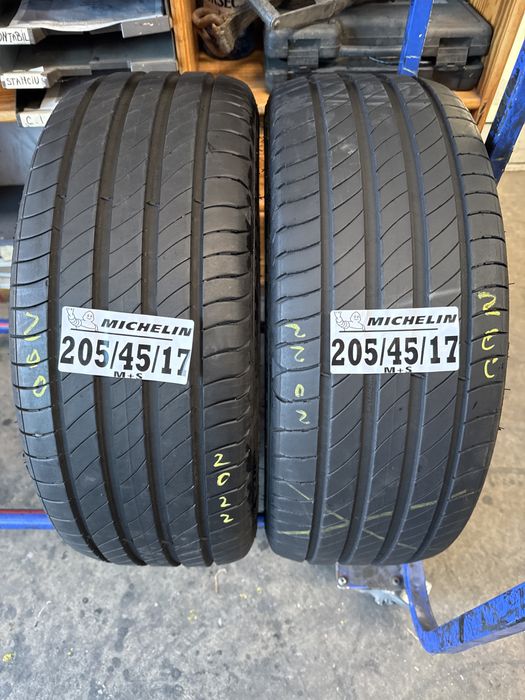 205/45/17 Michelin