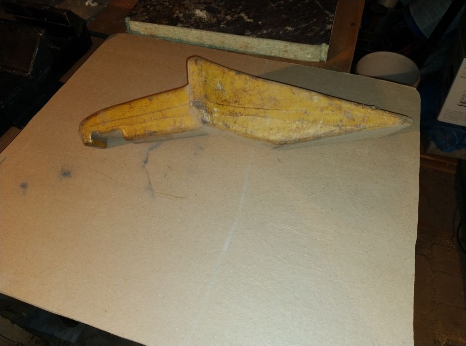 Запчасти на эсковатор