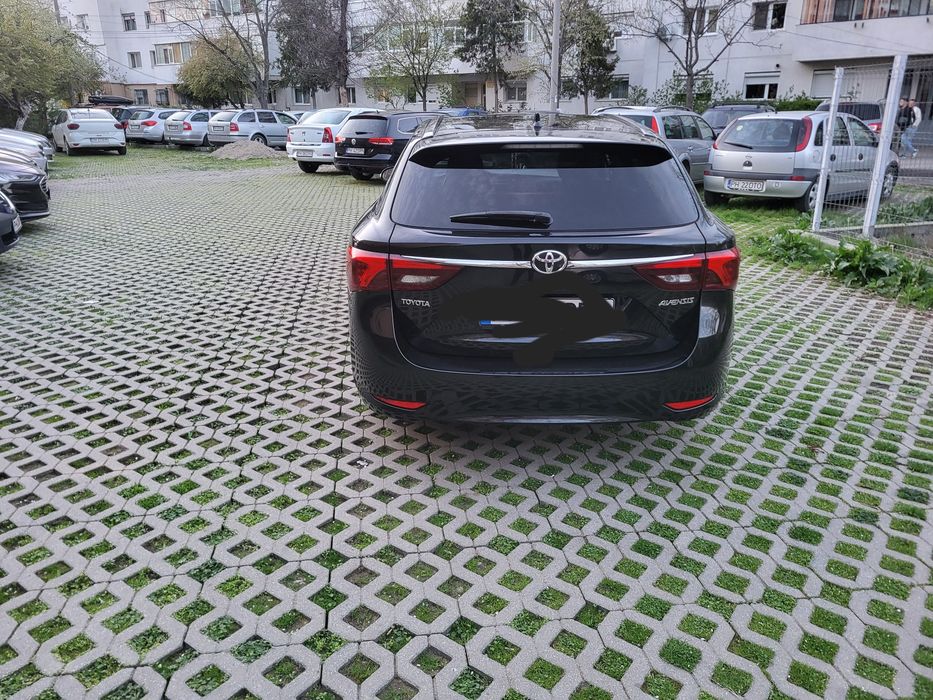 TOYOTA Avensis 2016 — imagine 4